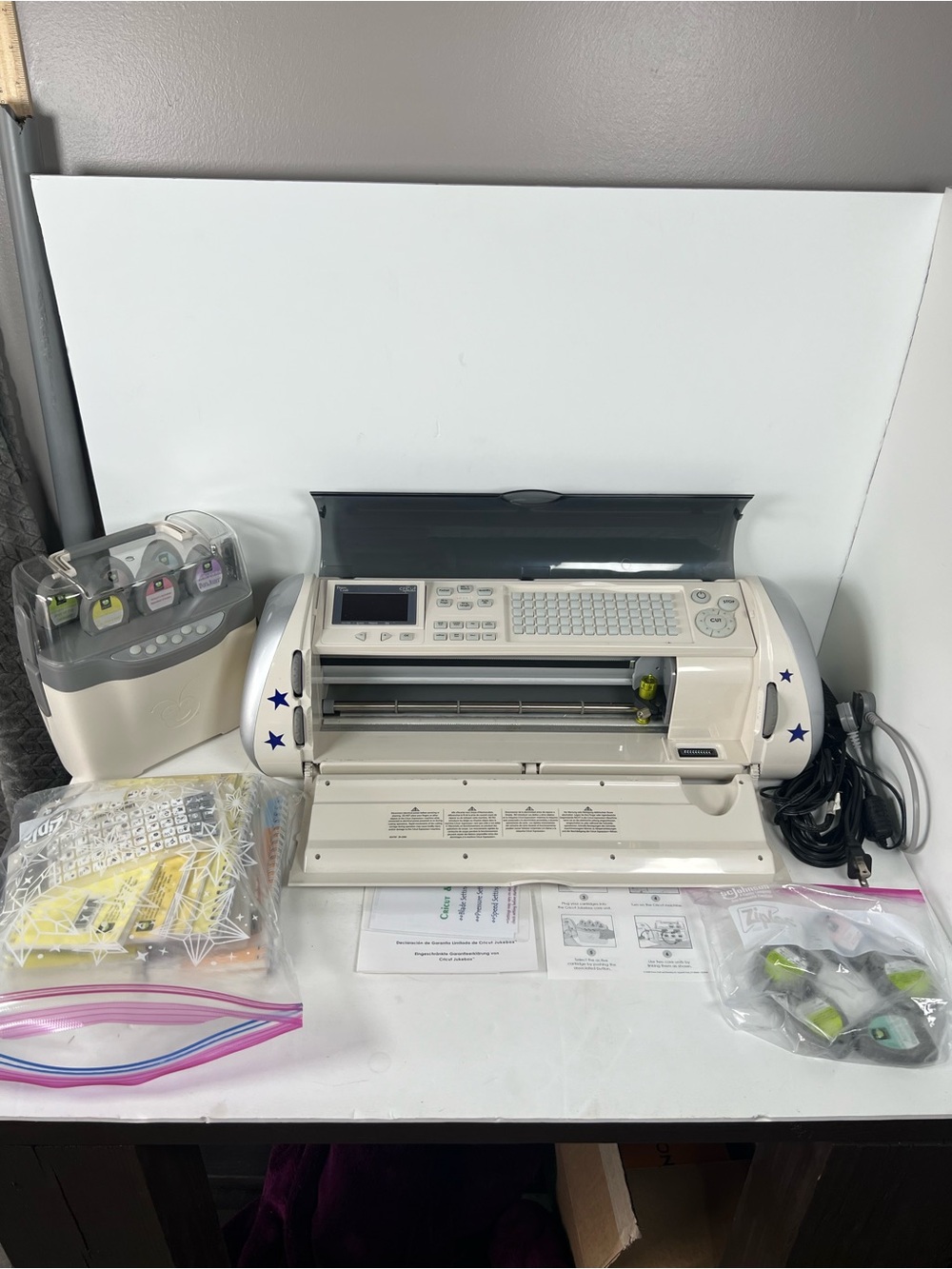 Cricut Craft Cutting Machine CREX001 in White and Dark Gray With Accessories